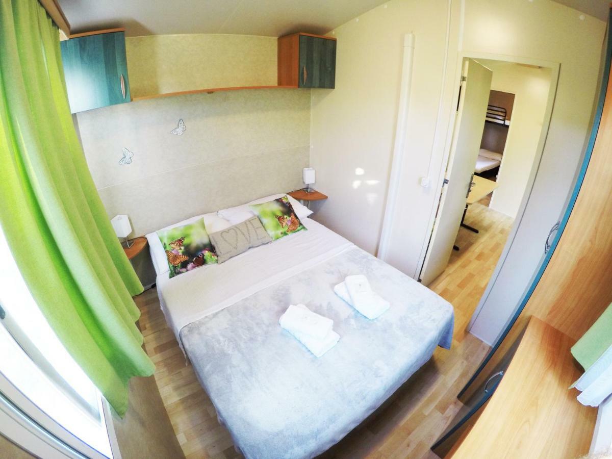 Suzy Holiday park 3*